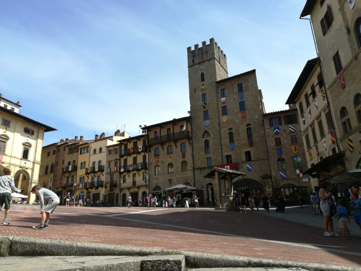 Arezzo cosa vedere in un giorno e dove mangiare Una vita senza